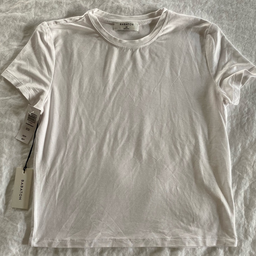 NWT Aritzia Everyday White T-shirt size XS